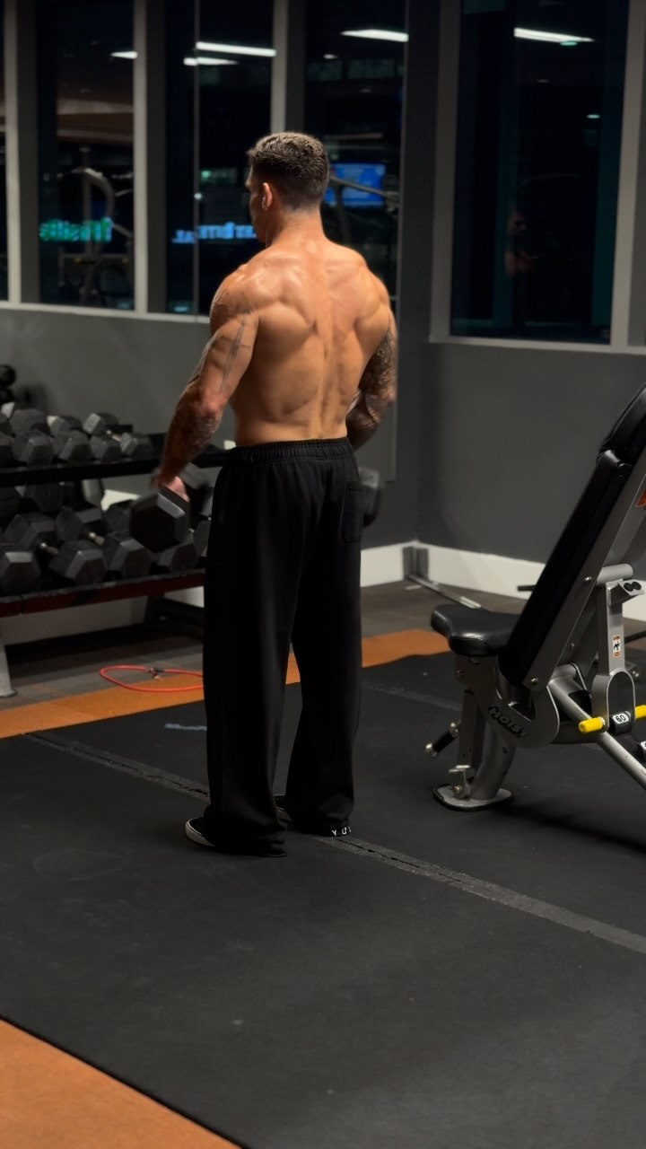 Chris training with the message to keep going when it gets hard